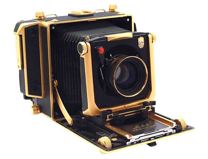 Ну и замыкает наш парад эксклюзивных аппаратов обалденный "Linhof Master 45 Gold Edition 100 Jahre 1887-1987". Вот уж камера, так камера! Подвижки, уклоны, ходи сюда, Шаймпфлюг проклятый!