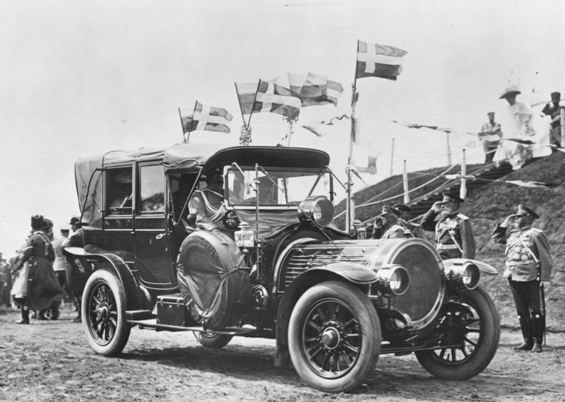 Встреча Николая II на автомобиле Delaunay-Belleville 70 SMT.