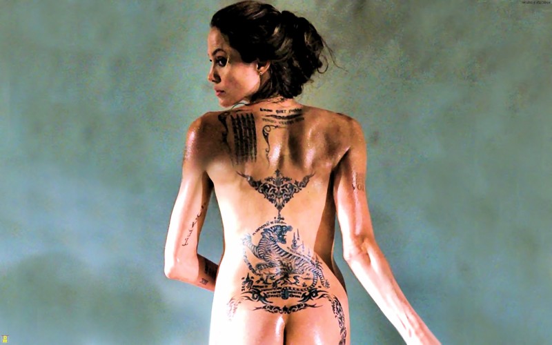 Angelina jolie nackt bilder