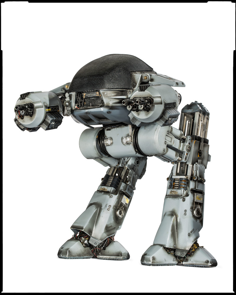Миниатюра робота ED 209, из фильма "Робокоп" (1987 год)