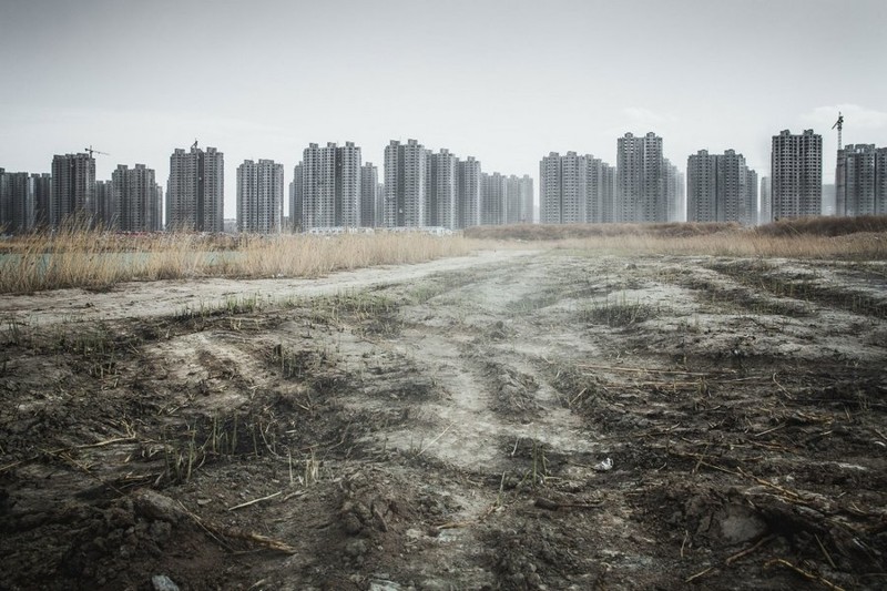 Китайские города-призраки. Для кого их строят?