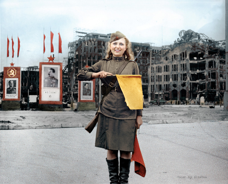 Рядовой Любовь Росенова в Берлине, советская зона оккупации  