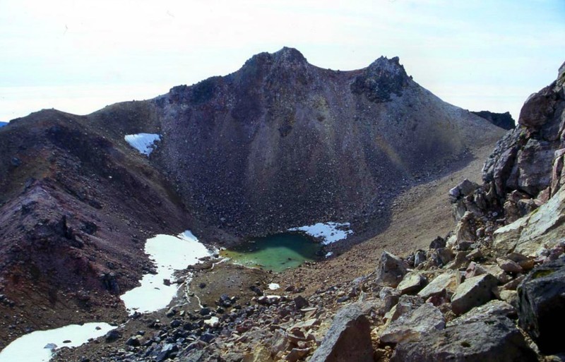 Вулкан Креницына Сахалинская область, остров Онекотан