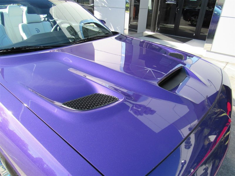 Уникальный кабриолет Dodge Challenger SRT Hellcat