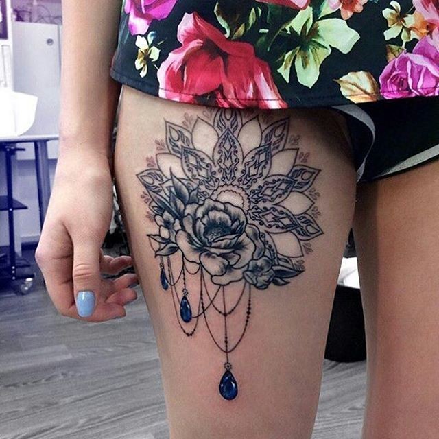 Tattoo intimbereich blumen