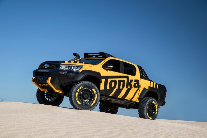 Экстремальный пикап Toyota HiLux по мотивам игрушек Tonka