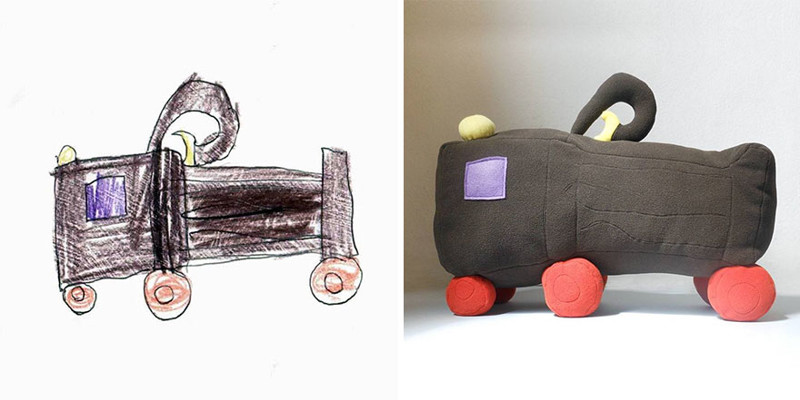 Художница шьет игрушки по мотивам детских рисунков