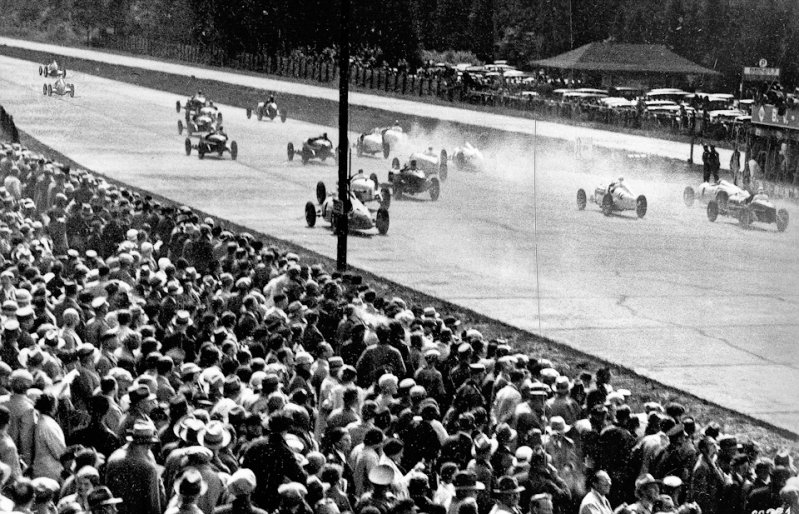 Старт той самой гонки 'Эйфельреннен' в июне 1934-го