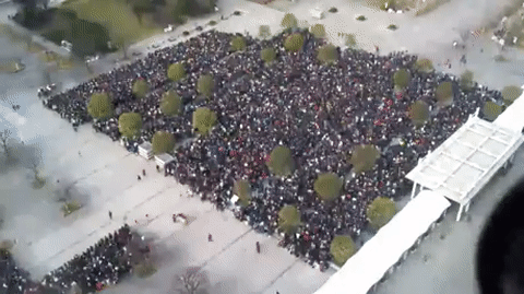 Очередь на фестиваль комиксов в Японии