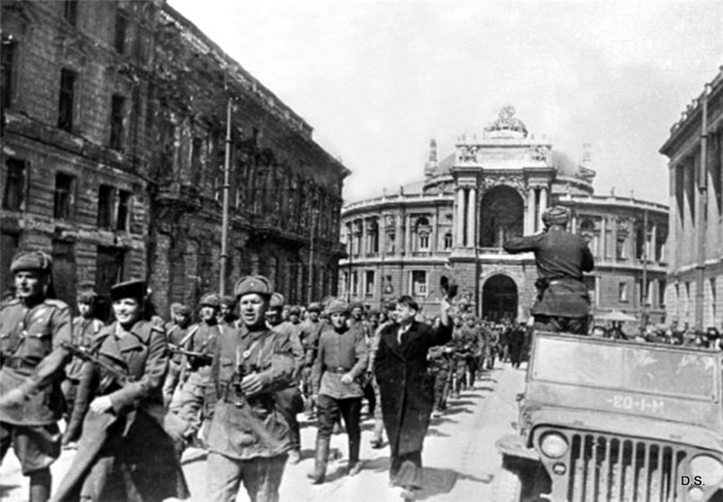 10 апреля - день освобождения Одессы от немецко-фашистских захватчиков!!!