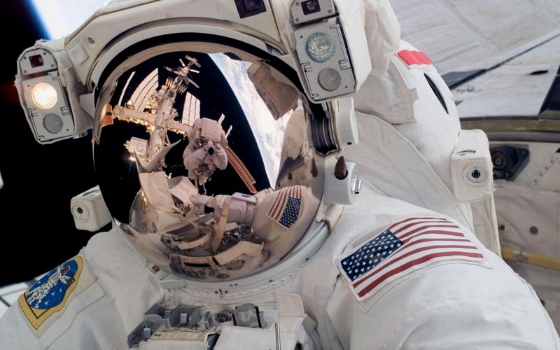 Какая разница  между космонавтом и астронавтом?