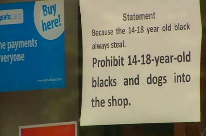 «Они всегда воруют»: австралийский предприниматель запретил темнокожим посещать свой магазин