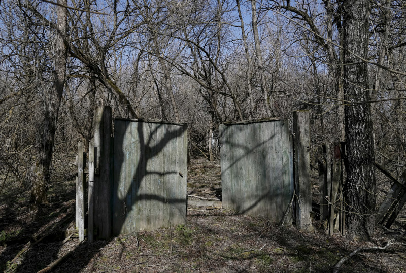 10. Заброшенное село Залесье около Чернобыльской АЭС. Зайдем внутрь.