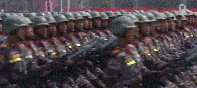 Парад в Северной Корее