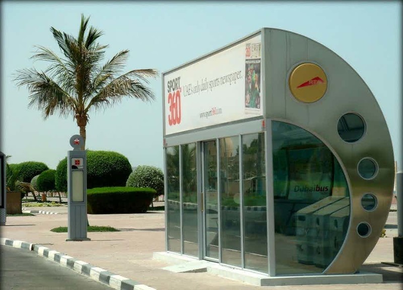 В Дубае так жарко, что даже автобусные остановки оснащены кондиционерами