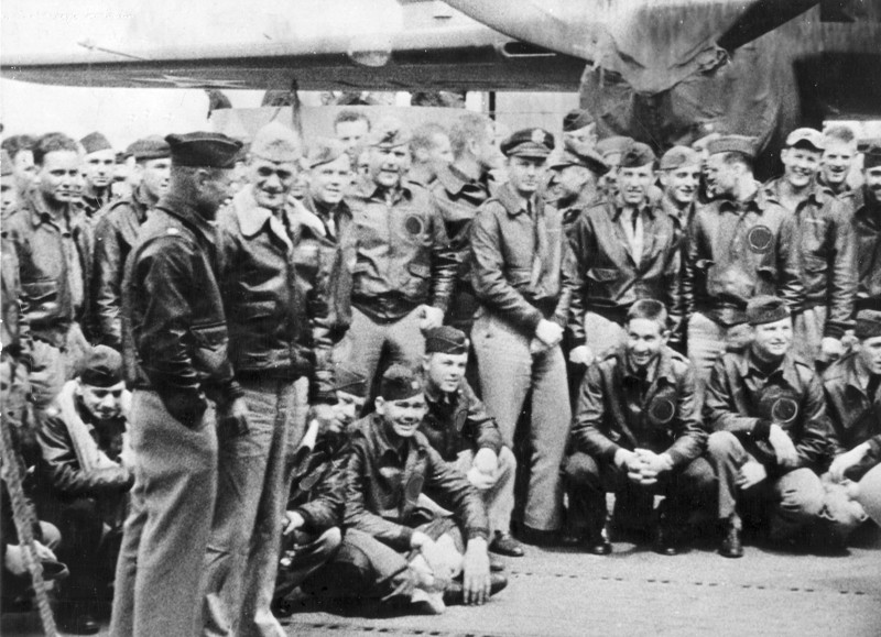 В этот день: Первый авианалет на Токио. 18 апреля 1942 года