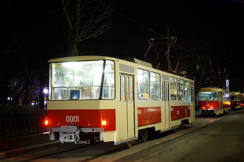 Ретро-трамваи в ночной Москве