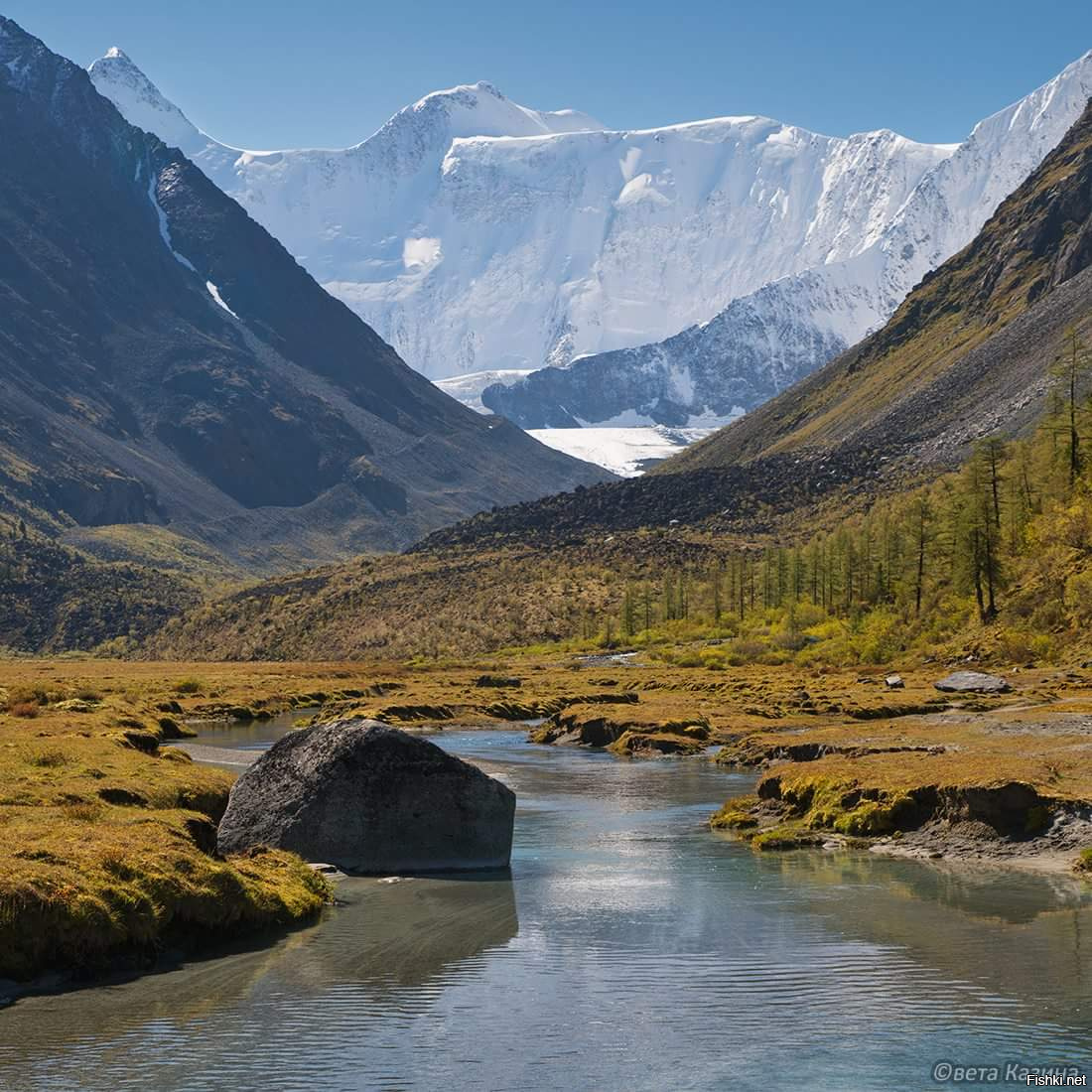 Гора Белуха горный Алтай фото