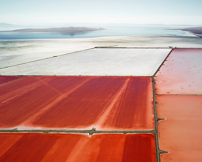 Соляные поля Австралии и Северной Америки с вертолета