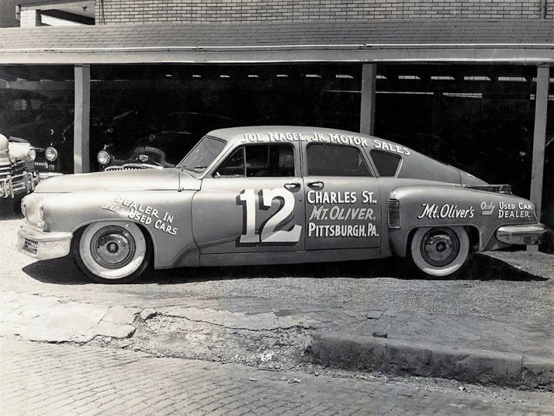 В 50-е некоторые частники выставляли Tucker 48 на гонки сток-каров, набиравшего популярность чемпионата NASCAR