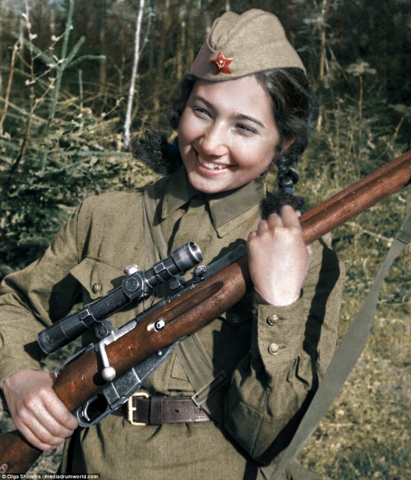 Зиба Ганиева - снайпер-разведчик 130-й стрелковой дивизии. Уничтожила 129 фашистов