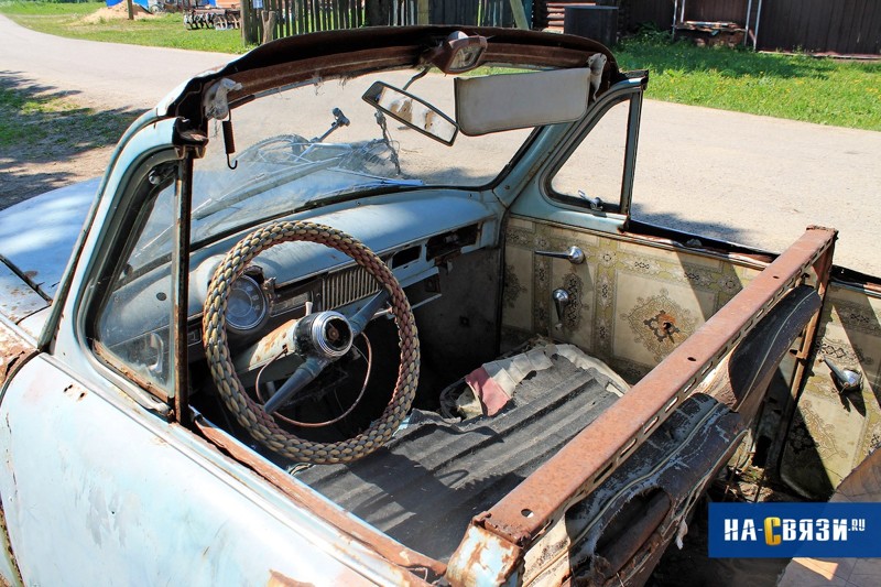 Какие старые автомобили можно встретить в деревнях?