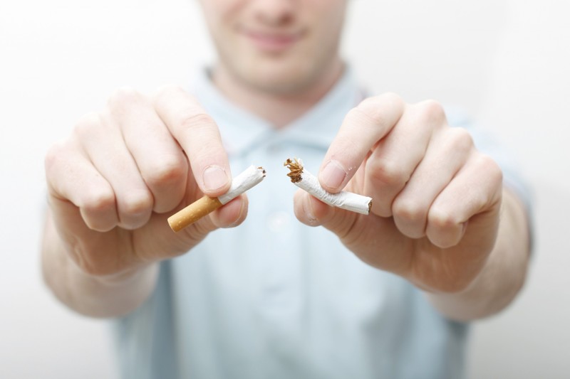 Бактерия, которая питается никотином и помогает курильщикам завязать с пагубной привычкой
