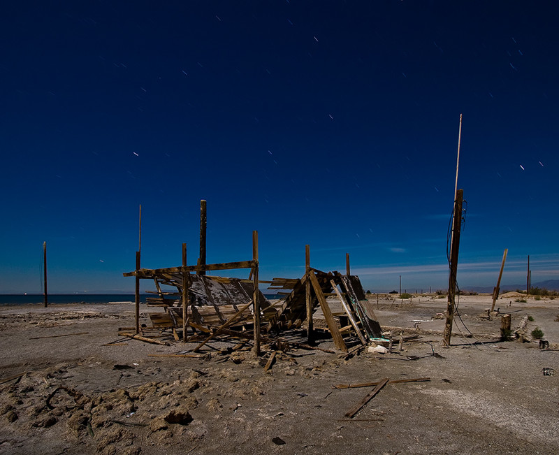 Вещи, предметы и сооружения, забытые на пляже