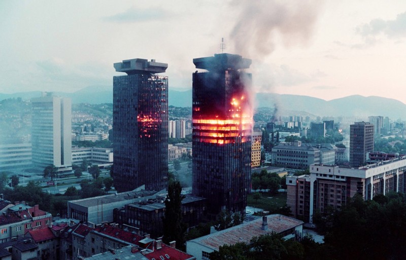  Сараево в огне, Босния, 1993 год.