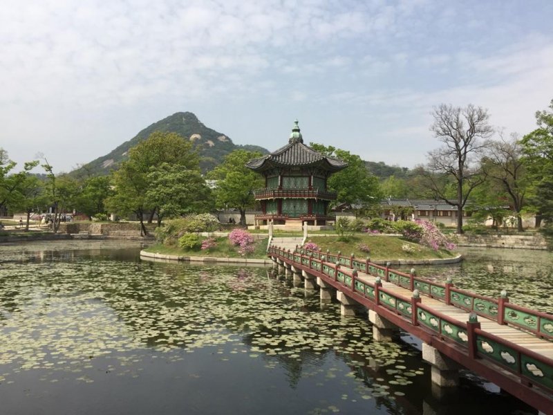 Сад в Кёнбоккуне, Сеул, Южная Корея