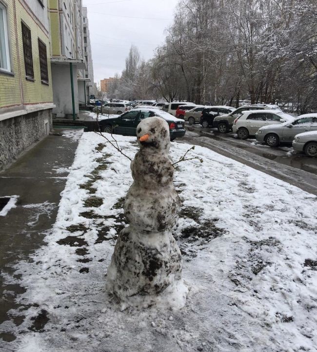 Снег в мае приколы картинки