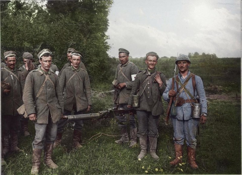 Цветные фотографии реалий Первой мировой войны