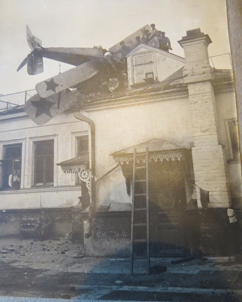 Аварийная посадка, 1920 год. 43–й Витебская авиационная эскадрилия