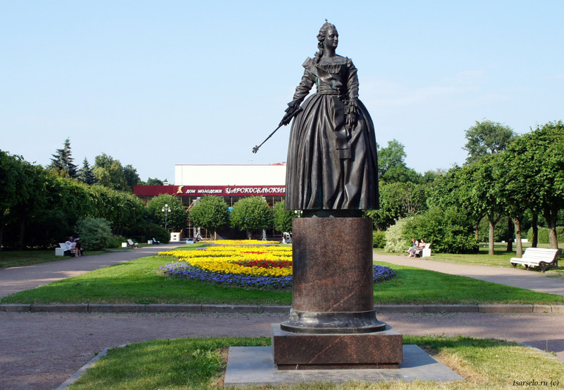 Таврический дворец в Санкт-Петербурге