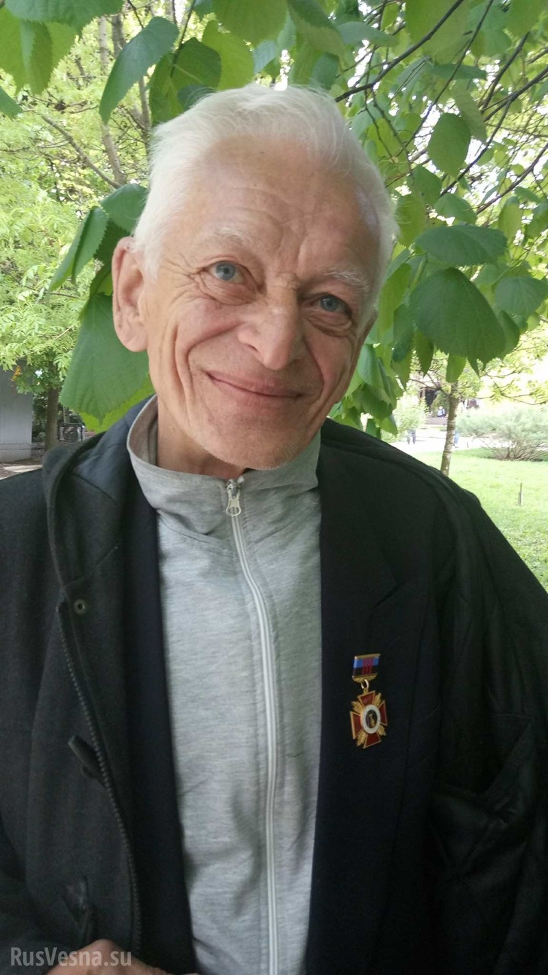 Легендарные деды-рокеры Донецка награждены медалями Почета