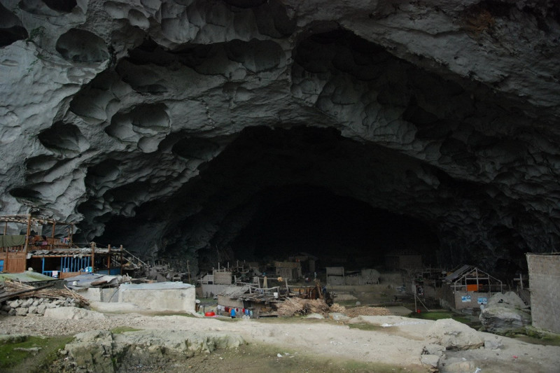 Пещерное поселение в современном Китае