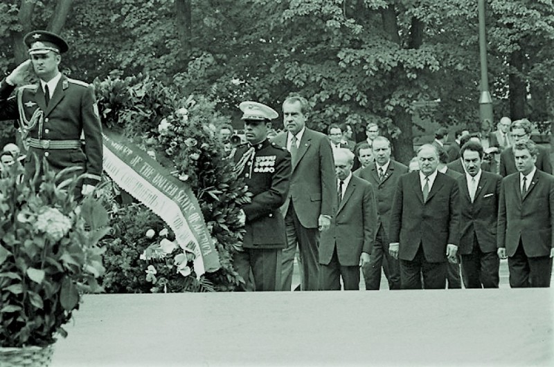 Семечки для Никсона. 45 лет историческому визиту президента США в Москву