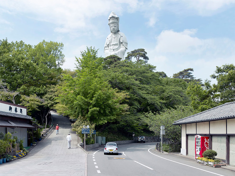 Большой Будда в белом, 42 метра. Такасаки, Япония, 1936 год