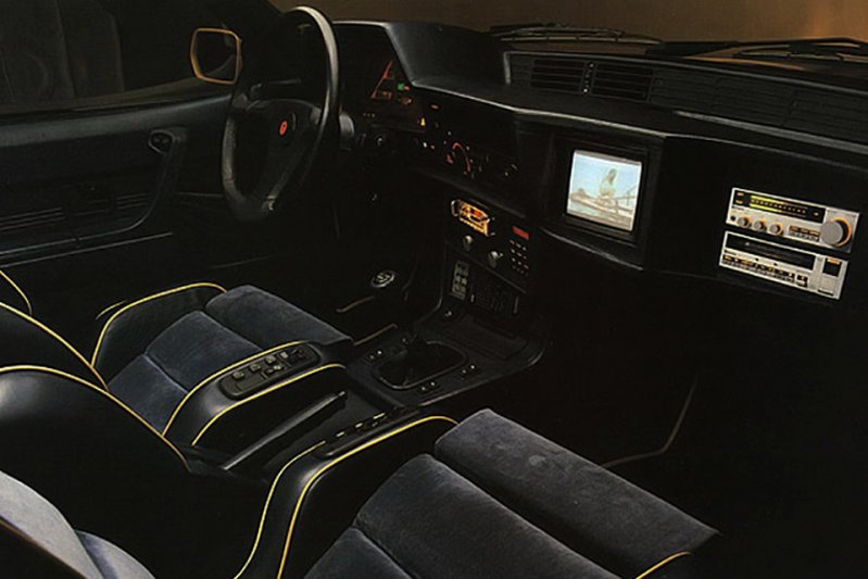 Роскошные интерьеры автомобилей 1980-х