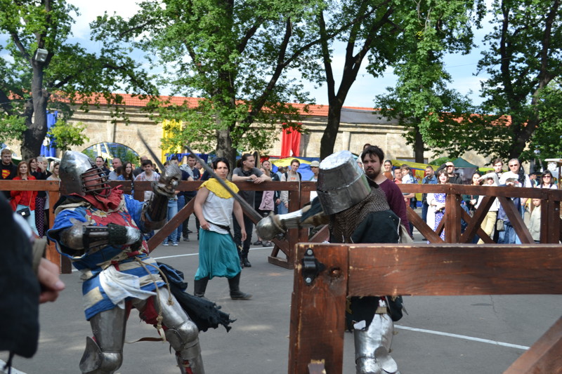Один день  из трех фестиваля средневековой культуры «ПОРОХОВАЯ БАШНЯ»