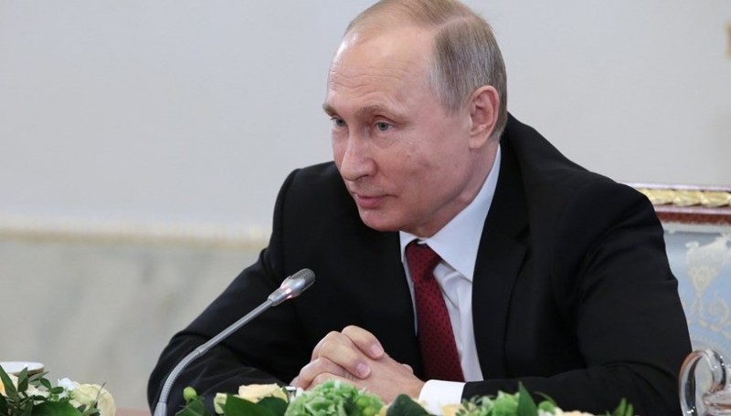 Путин на ПМЭФ: русофобия, славный парень Трамп, русские хакеры и другие ответы