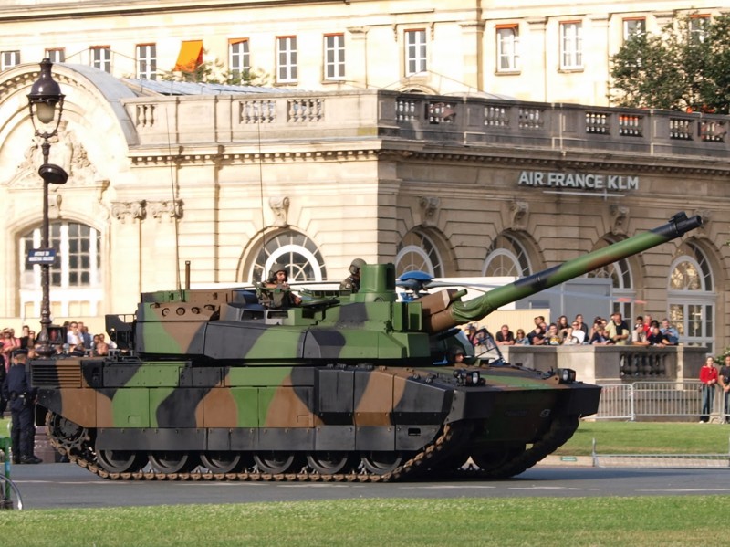 Один из самых дорогих и совершенных танков современности: Леклерк