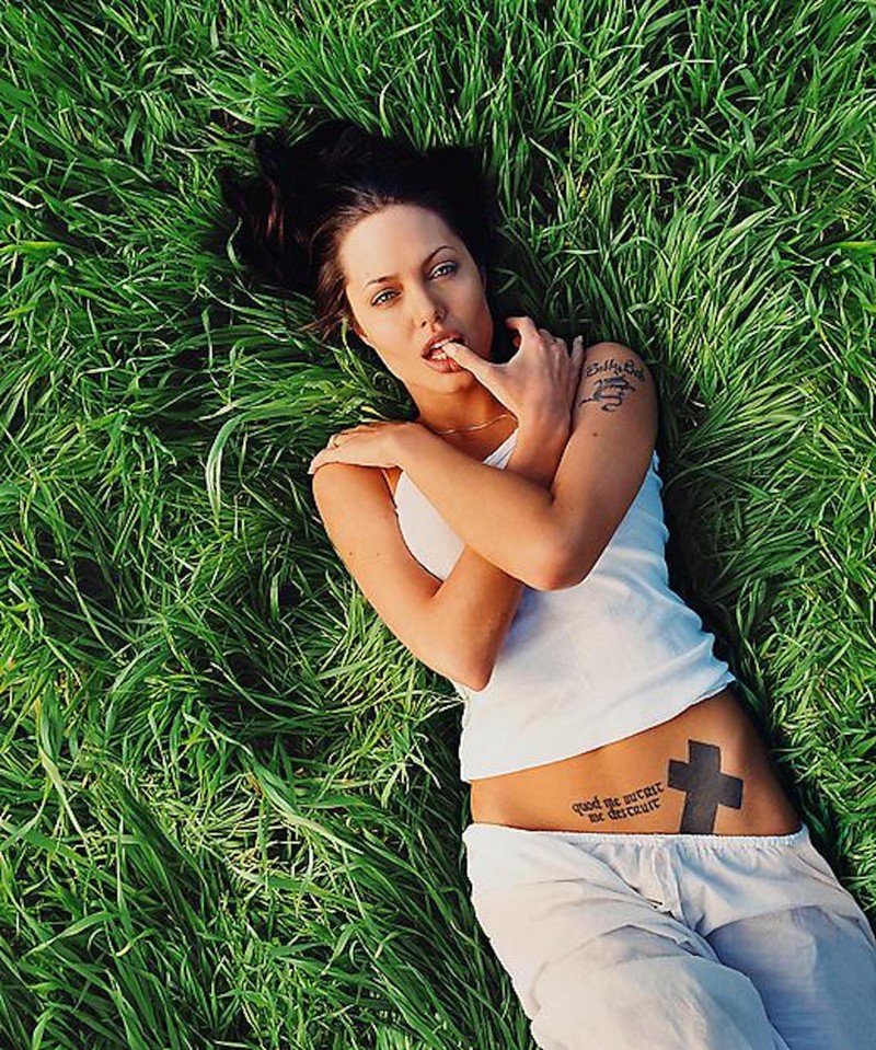 Лос-Анджелесе родилась Анджелина Джоли – Самые лучшие и интересные посты по...