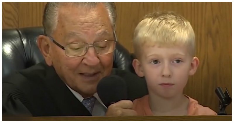 Судья пригласил сына подсудимого, чтобы тот выбрал справедливое наказание для своего отца