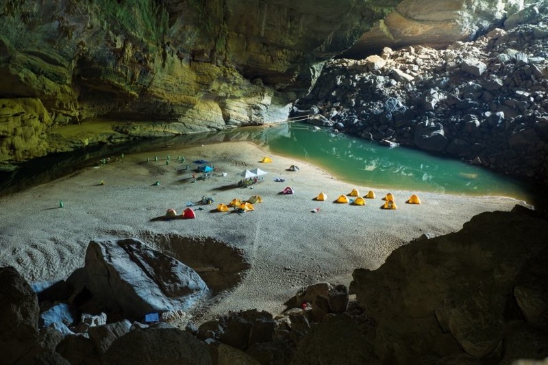 Вьетнамская пещера Шондонг - еще одно интересное место для кемпинга 