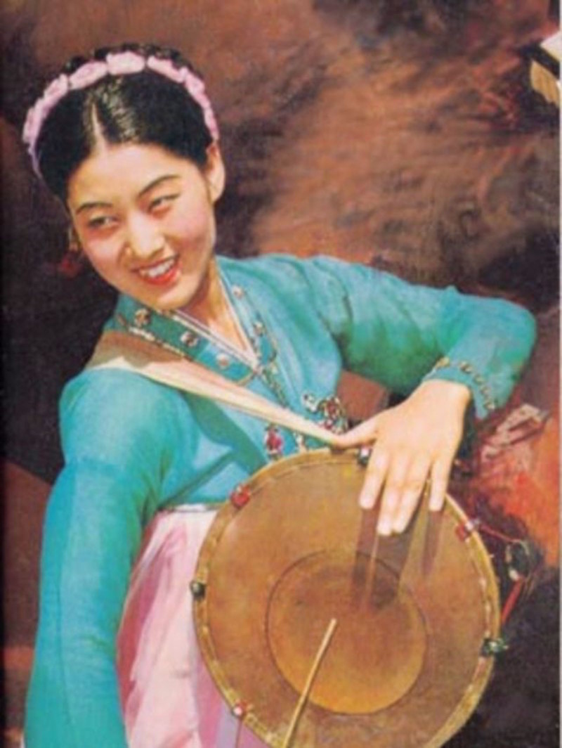 Ko Yong-hui (непроизносимо) - жена Ким Чен Ира