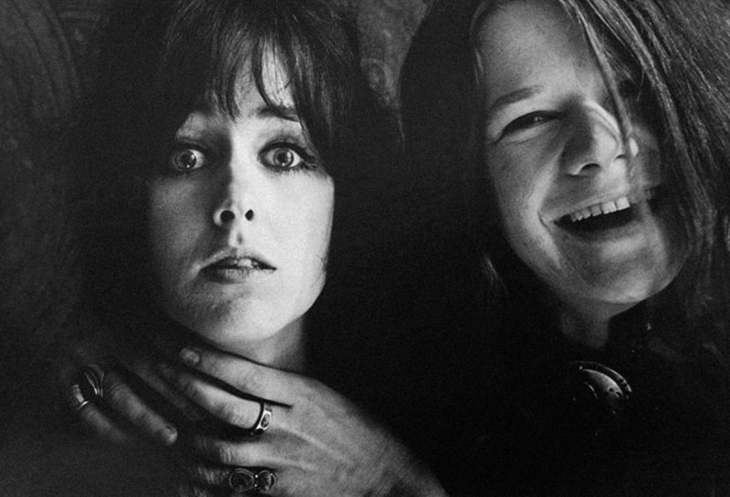 Грейс Слик и Дженис Джоплин. Фото Джим Маршалл, 1967