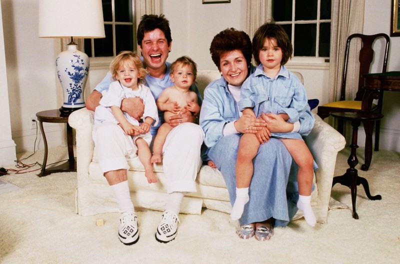 Оззи Осборн со своими детишками начало 90-х