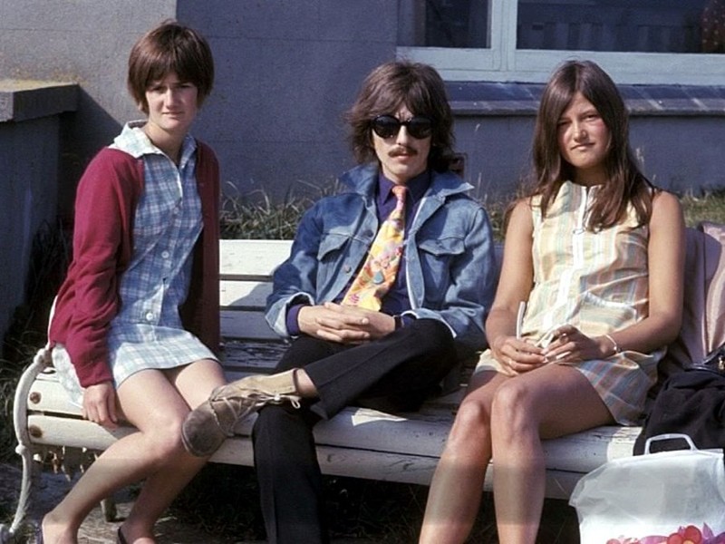 George Harrison & fans - 1967-68