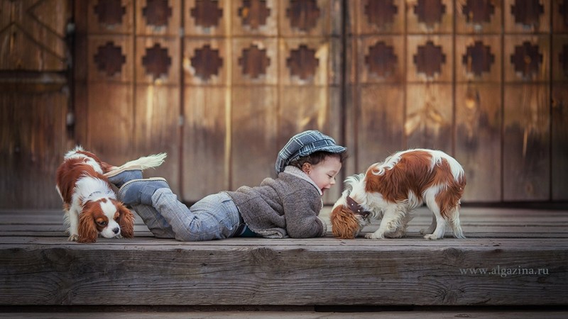 Мир детства на фотографиях Елены Алгазиной